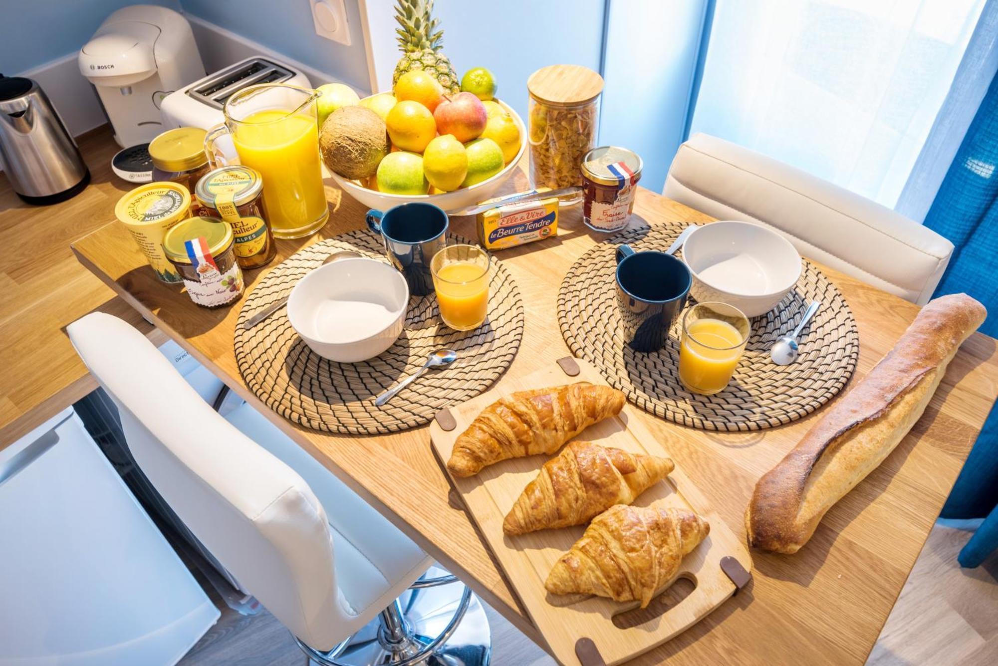 Appartamento Super Chazelles - Metro - Hopitaux Lyon Sud Saint-Genis-Laval Esterno foto